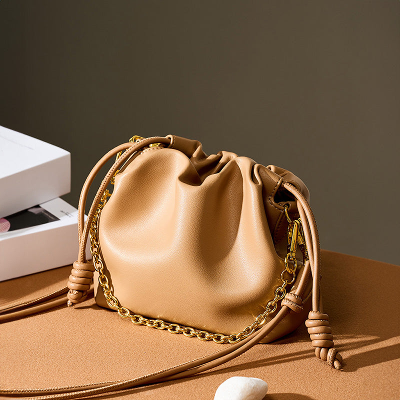 Valsenia Weichtasche aus Leder