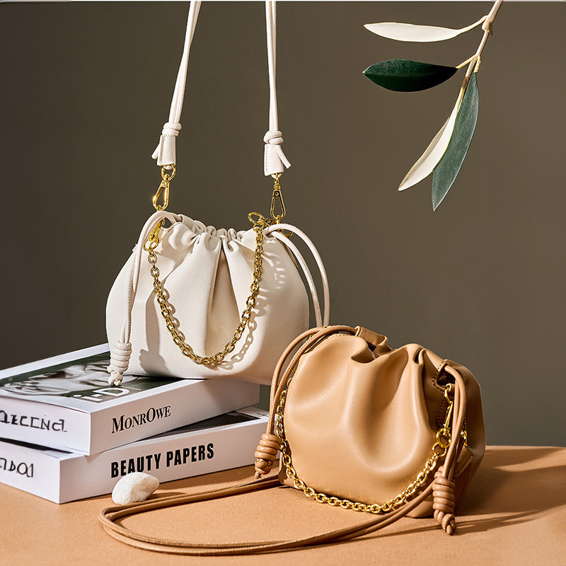 Valsenia Weichtasche aus Leder