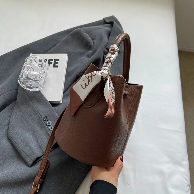 Valsenia Senior leather bag
