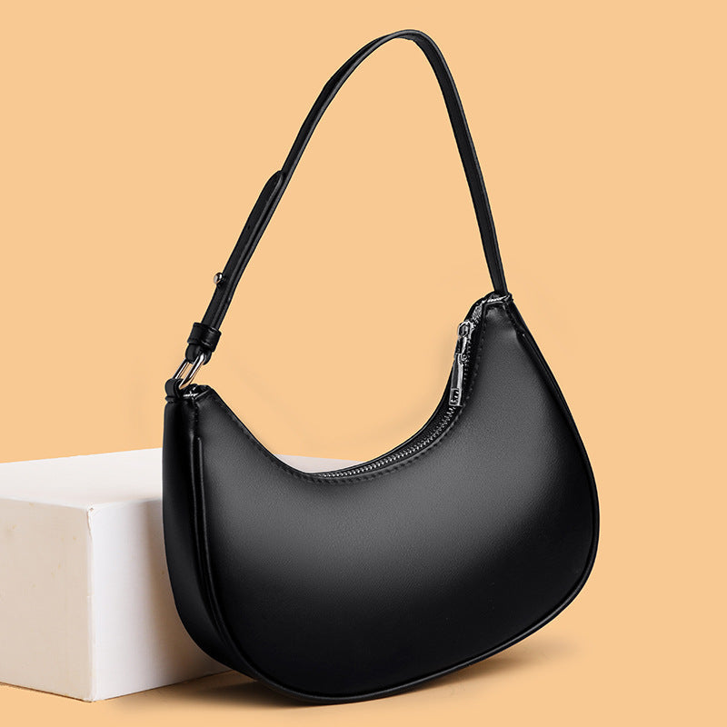 Valsenia Half-moon shaped leather bag