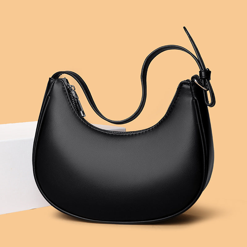 Valsenia Half-moon shaped leather bag